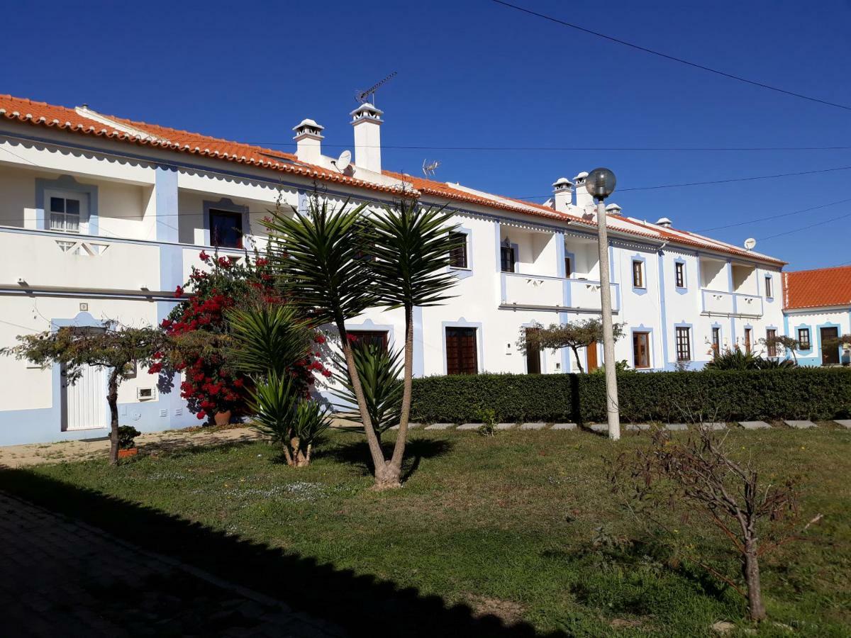 Vivenda Campos, vista Mar em remodelação total Vila Nova de Milfontes Extérieur photo
